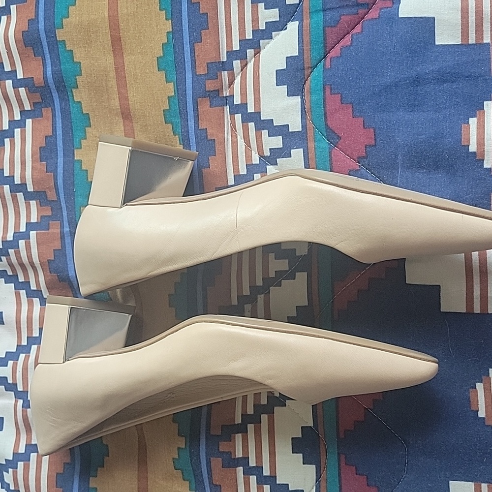 Franco Sarto Leather Pointy Toe Pumps Global Nude - Medium